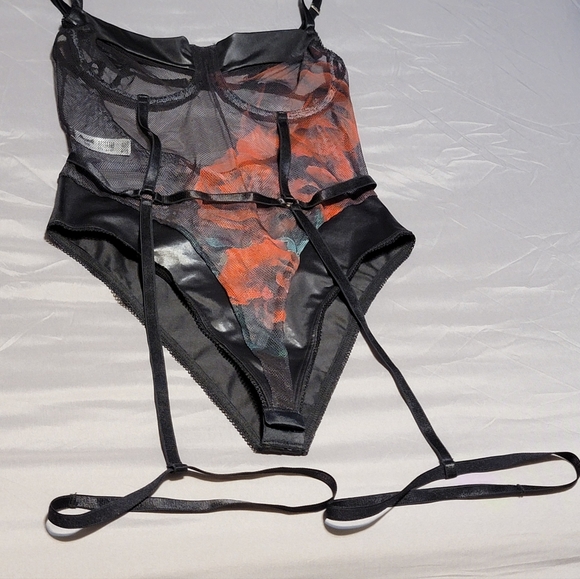 Black Floral Mesh Teddy Bodysuit Lingerie Small Medium - Picture 2 of 8